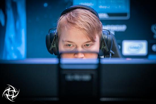 王者荣耀敖隐射手攻略 提升胜率的两套出装解析